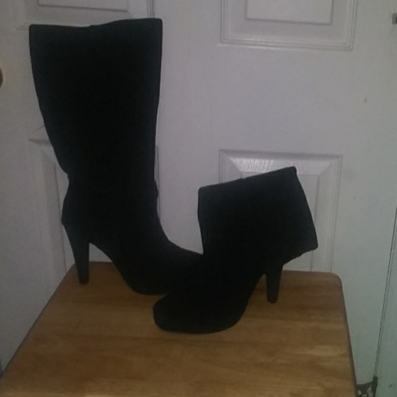 Womens black suede boots - Picture 4 of 8